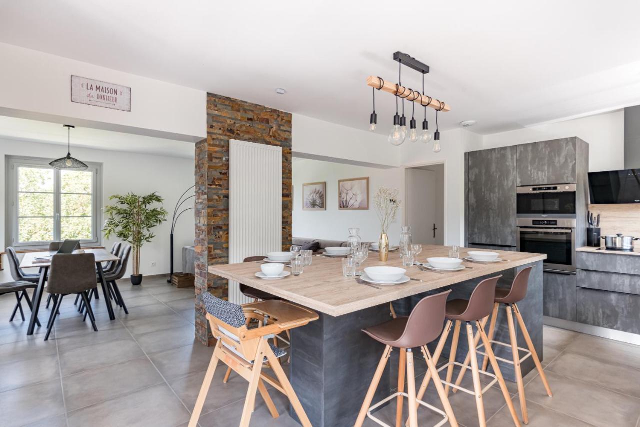 Nidam Villa Billieu Bagian luar foto